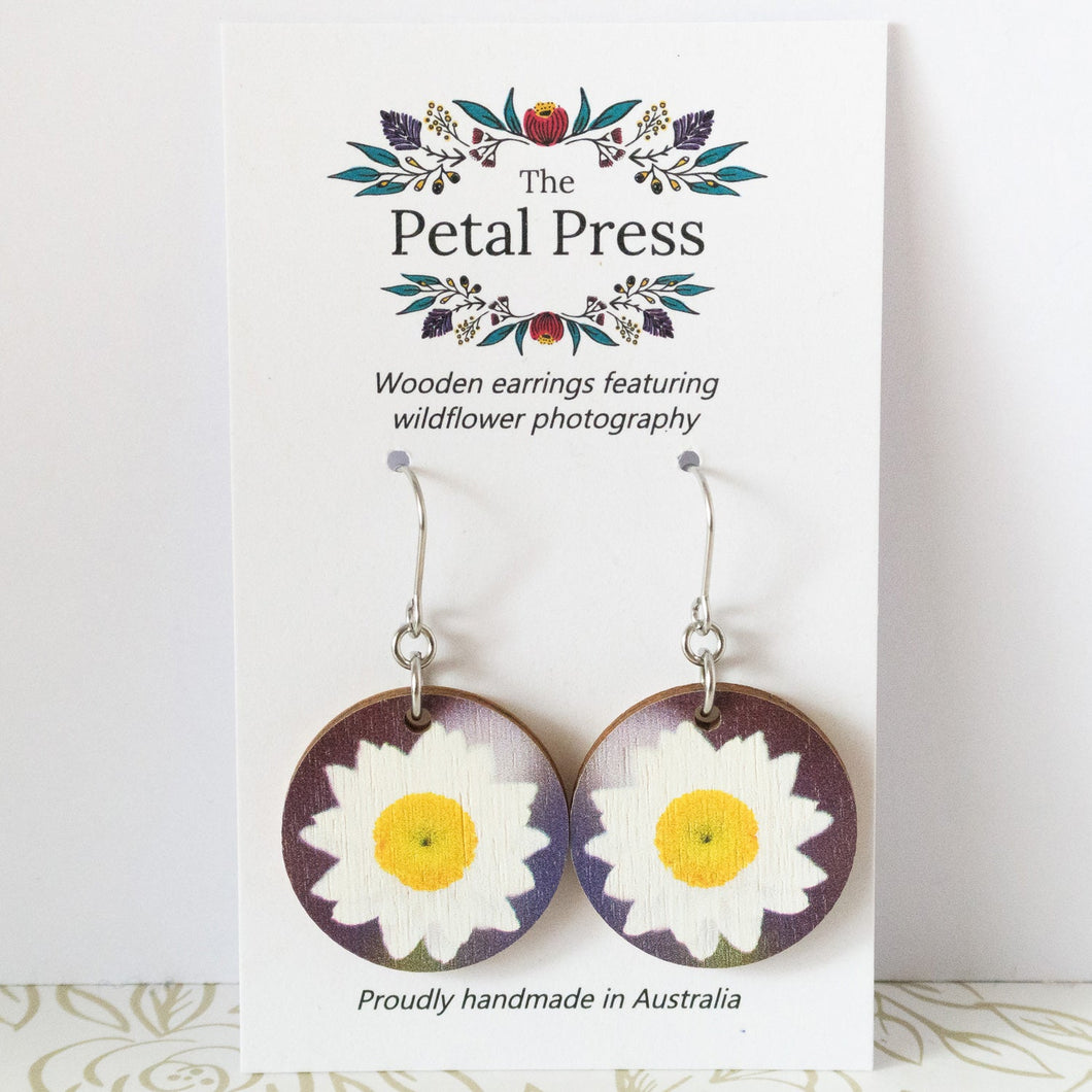 White Paper Daisy Earrings / Circle Hooks [PPEC1045]