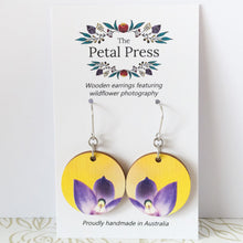 Load image into Gallery viewer, Scented Sun Orchid Earrings / Circle Hooks [PPEC1050]
