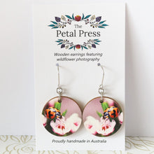 Load image into Gallery viewer, Ladybird on Waxflower Earrings / Circle Hooks [PPEC1051]
