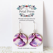 Load image into Gallery viewer, Shirt Orchid Earrings / Circle Hooks [PPEC1067]
