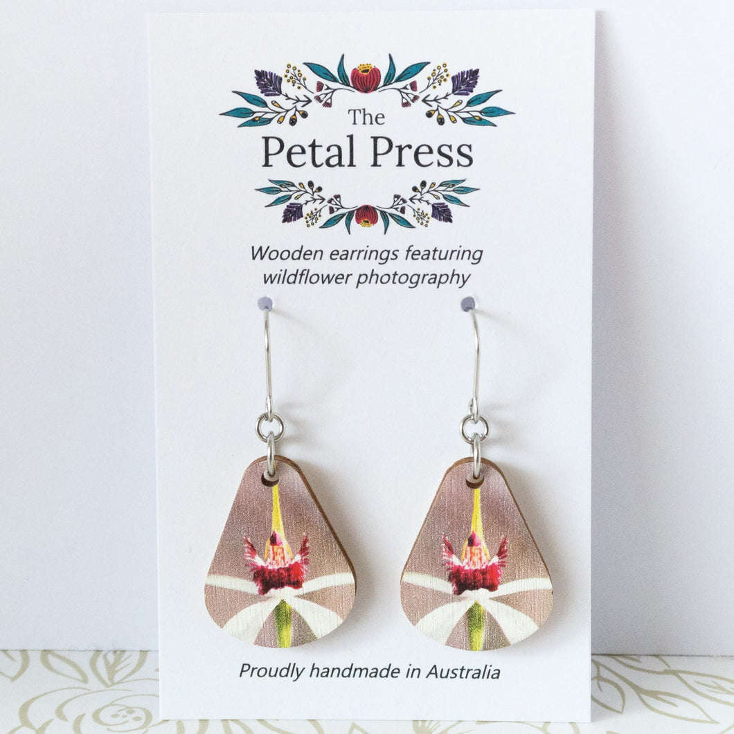 Spider Orchid Earrings / Pear Hooks [PPEP1071]