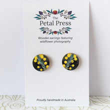 Load image into Gallery viewer, Flat Wattle Earrings / Circle Studs [PPES1015]
