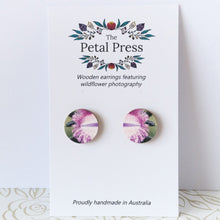 Load image into Gallery viewer, Purple Fringe Lily Earrings / Circle Studs [PPES1049]
