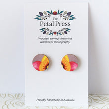 Load image into Gallery viewer, Granny&#39;s Bonnet Earrings / Circle Studs [PPES1052]
