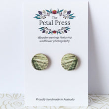 Load image into Gallery viewer, Zamia Earrings / Circle Studs [PPES1064]
