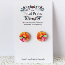 Load image into Gallery viewer, Chorizema Earrings / Circle Studs [PPES1065]
